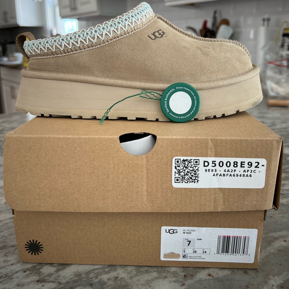 UGG tazz platform slippers